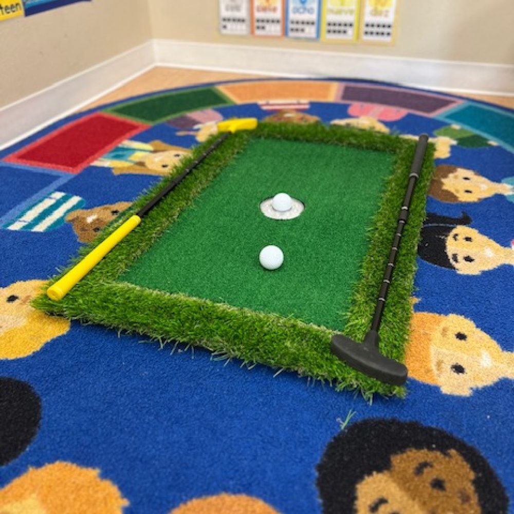 Mini Putt Putt Mat Indoors