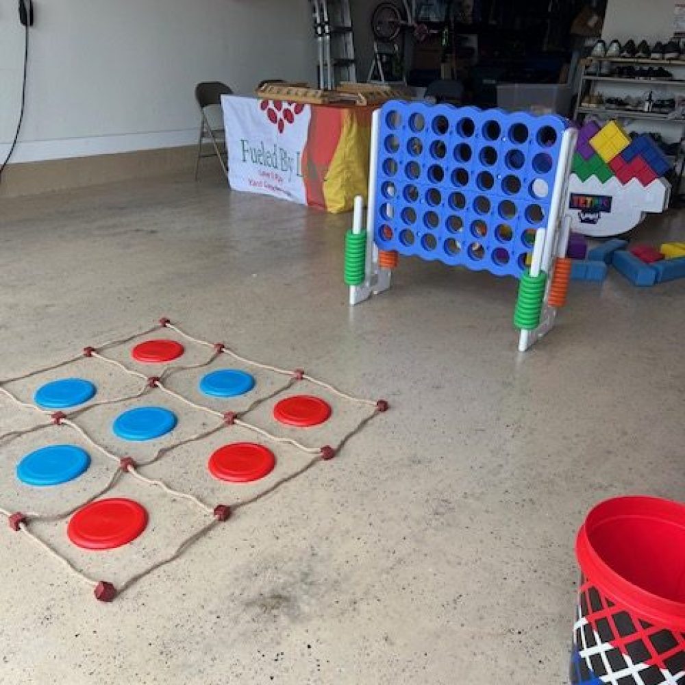 Giant Tic Tac Toe & Height Adjustable 4 in a row