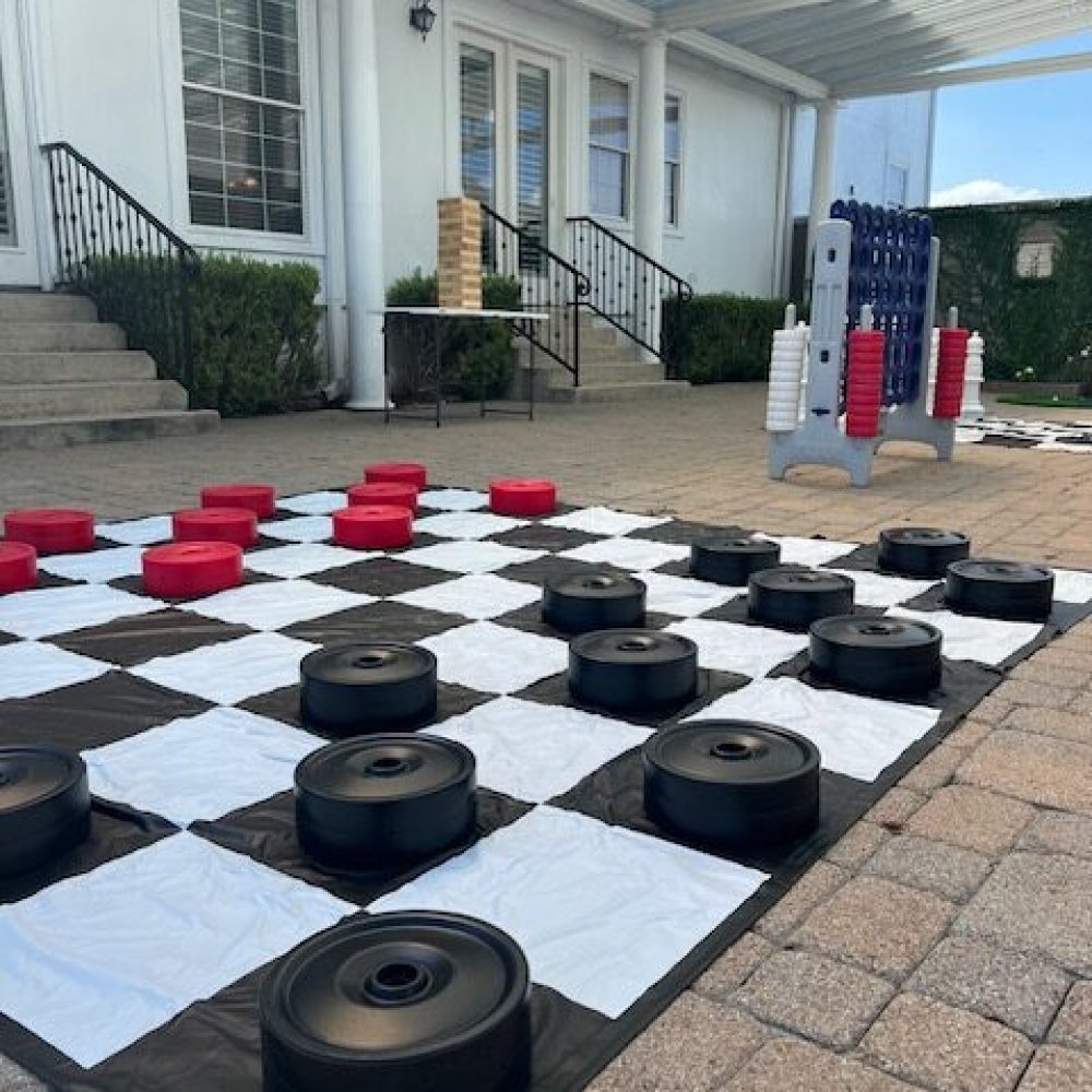 Mega Checkers
